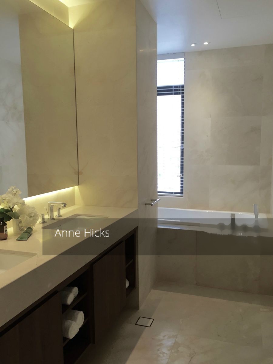 The Colonnade (D10), Condominium #139484232